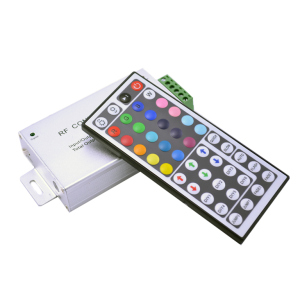 RGB контроллер Foton RF 12A (44 buttons) 4102301 в Черновцах